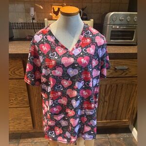 🔴Adorable dog vet scrub top size 2x